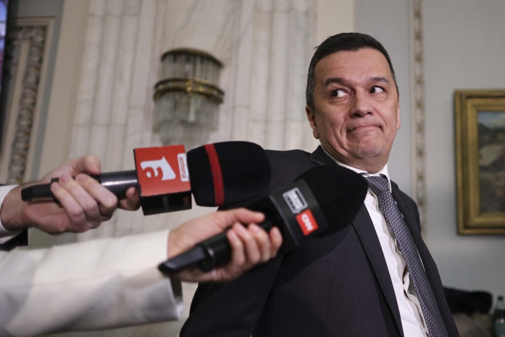 sorin-grindeanu,-intrebat-daca-isi-da-demisia-de-la-sefia-camerei-deputatilor:-si-a-dat-demisia-domnul-bolojan-si-nu-stiu?-imi-dati-o-veste-buna?-–-hotnews.ro