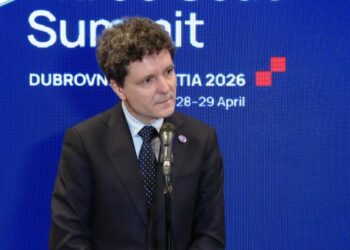 nicusor-dan:-partidele-pro-europene-nu-vor-guverna-cu-aur.-ma-voi-asigura-ca-romania-nu-va-fi-deviata-de-pe-directia-pro-europeana