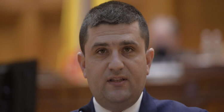 miruta:-nu-merge-si-in-car-si-in-caruta-psd-nu-poate-vota-cu-aur-si-sa-spuna-ca-nu-are-treaba-cu-aur