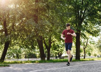 cand-este-mai-bine-sa-faci-miscare-pentru-glicemie:-dimineata-sau-seara?-momentul-nepotrivit-poate-creste-zaharul-din-sange-–-hotnews.ro