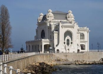 cat-costa-cazarea-de-1-mai-2026-la-mare-si-la-munte-in-romania.-cele-mai-cautate-zone-in-aceasta-perioada-a-anului