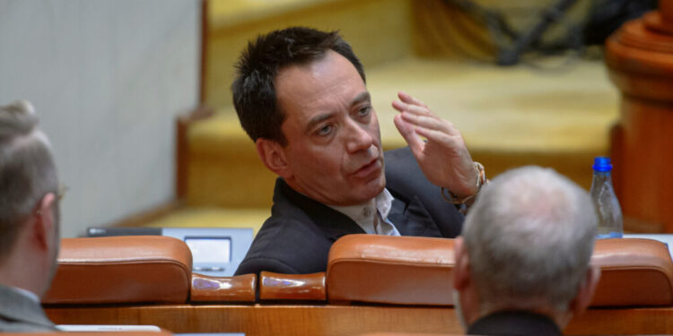 bolojan-mazilit”-in-pnl-dupa-motiune?-csoma-botond:-cred-ca-guvernul-va-pica-saptamana-viitoare