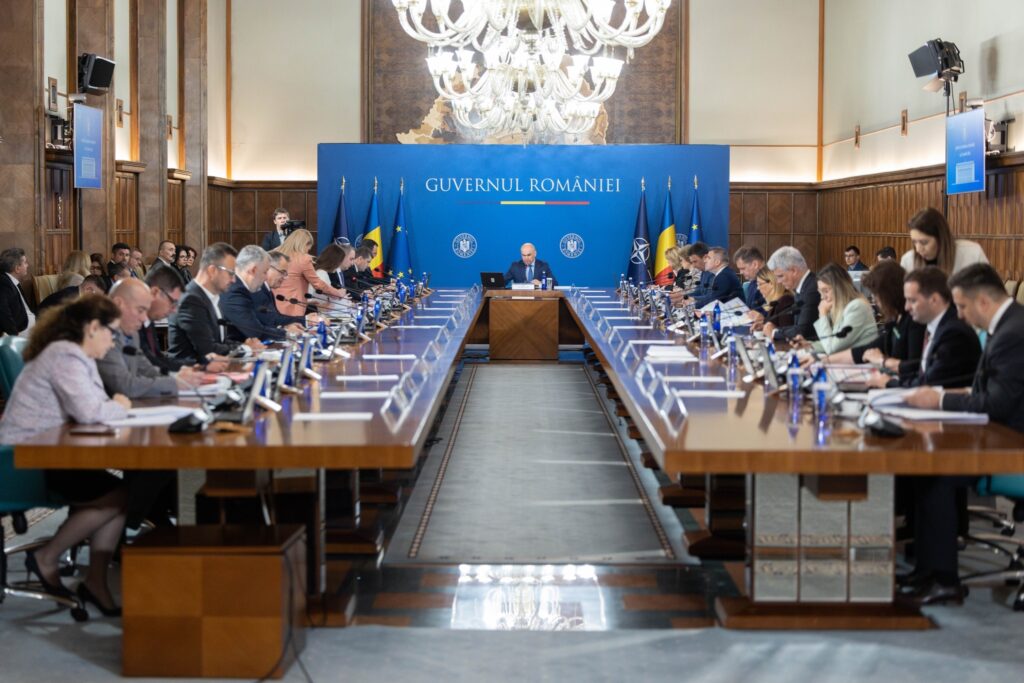 document-limitarea-cumulului-pensie-salariu-la-stat-va-fi-adoptata-joi-ce-prevede-proiectul-–-hotnews.ro