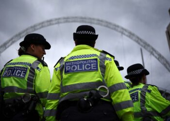 atac-cu-cutitul-langa-o-sinagoga,-la-londra-doi-barbati-evrei-raniti-israelul-reactioneaza:-nu-mai-poate-pretinde-ca-situatia-este-sub-control-–-hotnews.ro