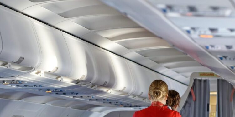 in-timp-ce-tarom-isi-asteapta-ultima-strigare,-o-alta-companie-aeriana-romaneasca-prinde-aripi