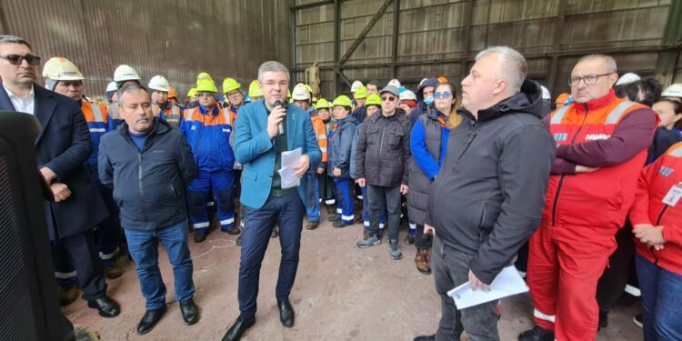 sindicalistii-santierului-naval-cer-explicatii-ministrului-darau