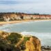 o-plaja-din-portugalia-a-primit-titlul-de-cea-mai-frumoasa-destinatie-a-anului