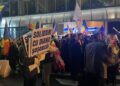 protest-al-sustinatorilor-dianei-sosoaca-la-otopeni,-dupa-ridicarea-imunitatii-in-parlamentul-european