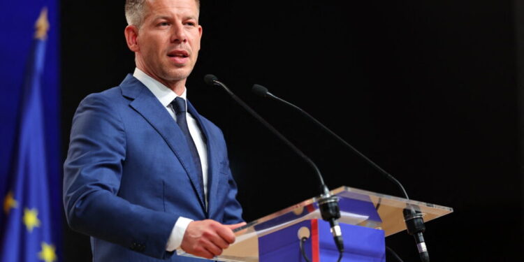 surpriza-de-la-budapesta:-peter-magyar-si-a-numit-cumnatul-ministru-al-justitiei