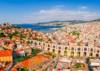 grecia-fara-avion:-cele-mai-frumoase-destinatii-la-care-ajungi-usor-cu-masina-din-romania