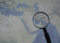 sua-vor-ghida-navele-blocate-prin-stramtoarea-ormuz-15000-de-militari,-distrugatoare-cu-rachete-si-peste-100-de-aeronave-vor-fi-implicate-–-hotnews.ro