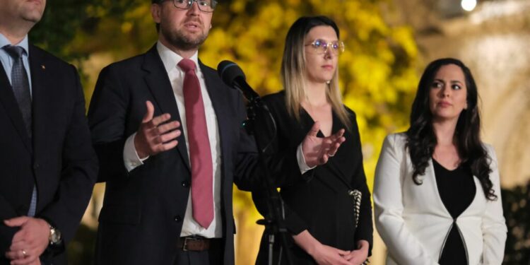 dominic-fritz,-atac-la-adresa-psd:-cu-usr-nu-se-poate-guverna-si-fura-in-acelasi-timp.-ce-a-spus-despre-relatia-lui-bolojan-cu-ministrii