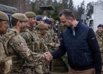 polonia-isi-pregateste-cea-mai-mare-armata-din-europa-–-hotnews.ro