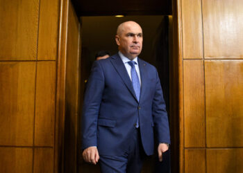 nici-bine-nu-a-fost-demis-ca-ilie-bolojan-se-gandeste-sa-fie-din-nou-premier.-ce-conditii-pune-pentru-a-reveni-la-palatul-victoria