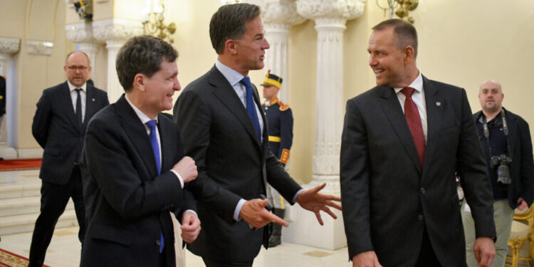 presa-maghiara:-romania-si-polonia-au-facut-front-comun-in-privinta-soldatilor-americani