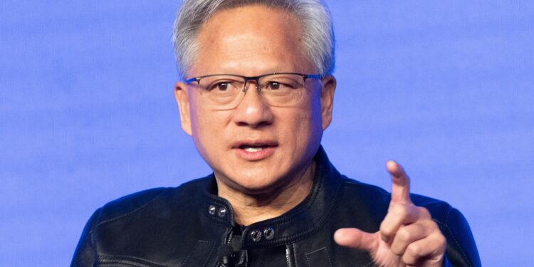 jensen-huang,-seful-nvidia,-a-prins-ultimul-loc-in-avionul-lui-trump-spre-china-–-hotnews.ro