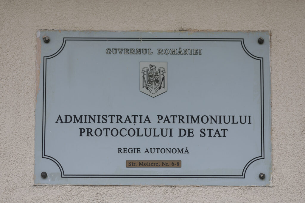 guvernul-vrea-sa-oblige-ra-apps-sa-spuna-cine-sta-in-vilele-de-protocol-si-cat-plateste:-statul-nu-este-mosia-nimanui-–-hotnews.ro