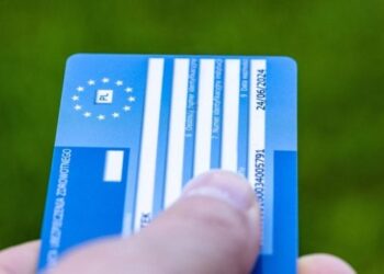 documentul-necesar-in-orice-calatorie-in-strainatate:-ce-este-cardul-european-de-sanatate-si-cum-il-obtii-in-2026