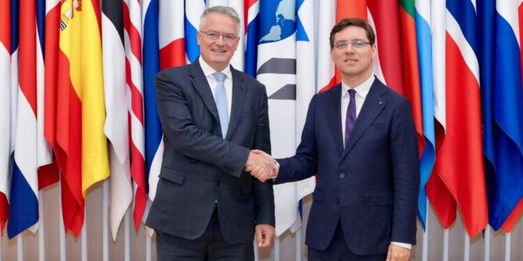 victor-negrescu,-intalnire-cu-secretarul-general-al-ocde:-a-salutat-sprijinul-larg,-dincolo-de-diferentele-politice,-pentru-aderarea-romaniei