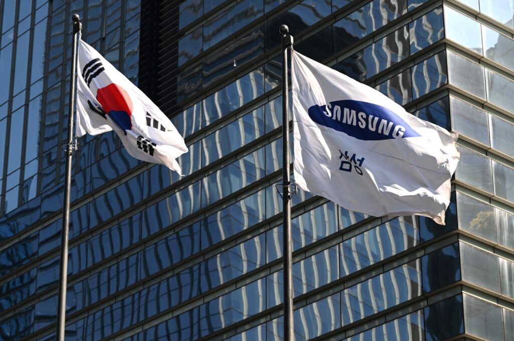 negocieri-frenetice-la-samsung-pentru-a-evita-o-greva-ce-ar-zgudui-pietele-globale-de-semiconductori-–-hotnews.ro