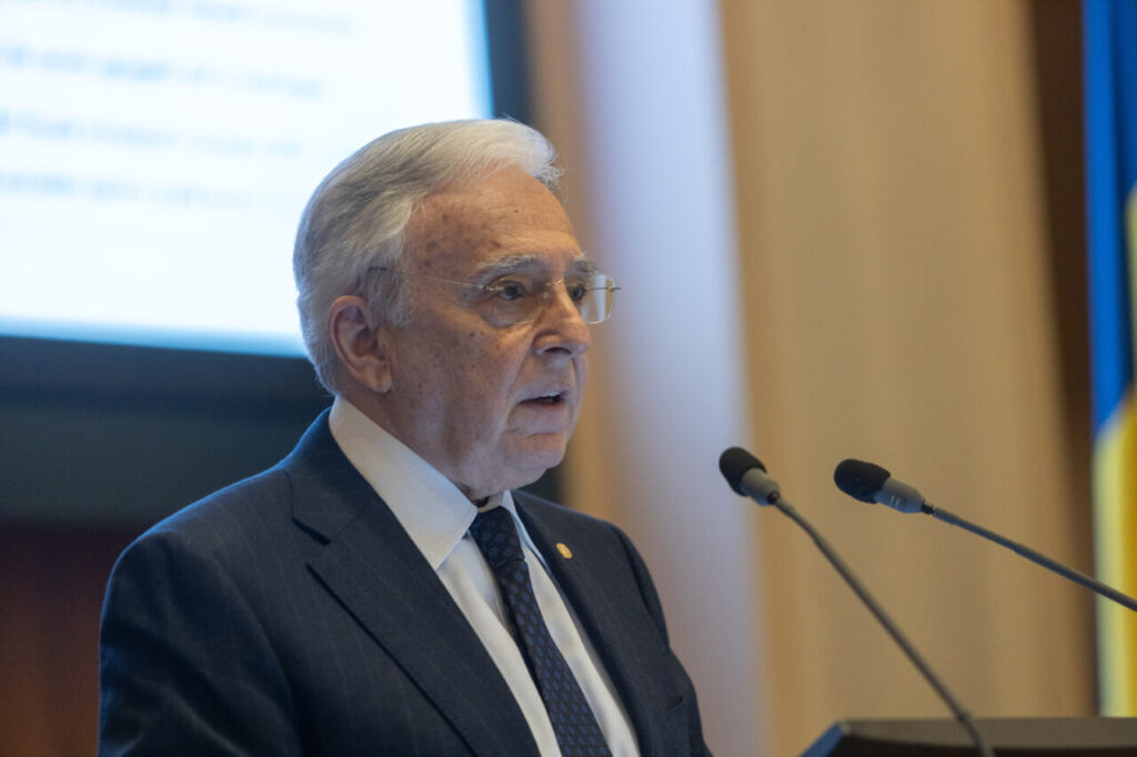 mugur-isarescu-anunta-inflatie-de-11%-in-iulie