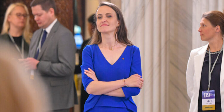 oana-toiu:-romania,-tara-nato-cu-cele-mai-multe-incidente-cu-drone-de-pe-flancul-estic-al-nato-/-guvernul-cere-mai-multe-resurse-europene-pentru-regiune
