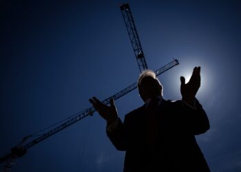 detalii-nestiute-despre-noul-santier-de-la-casa-alba-sala-proiectata-ca-un-buncar-si-acoperisul-care-se-vrea-port-de-drone-–-hotnews.ro