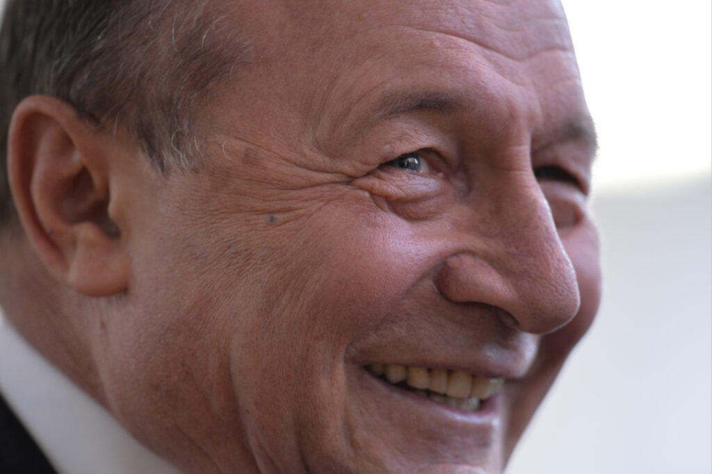 basescu,-verdict-despre-jocurile-din-parlament:-psd-ului-o-sa-i-iasa