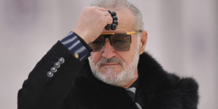 gigi-becali-a-fost-la-consultari-la-cotroceni.-ce-i-a-transmis-lui-nicusor-dan