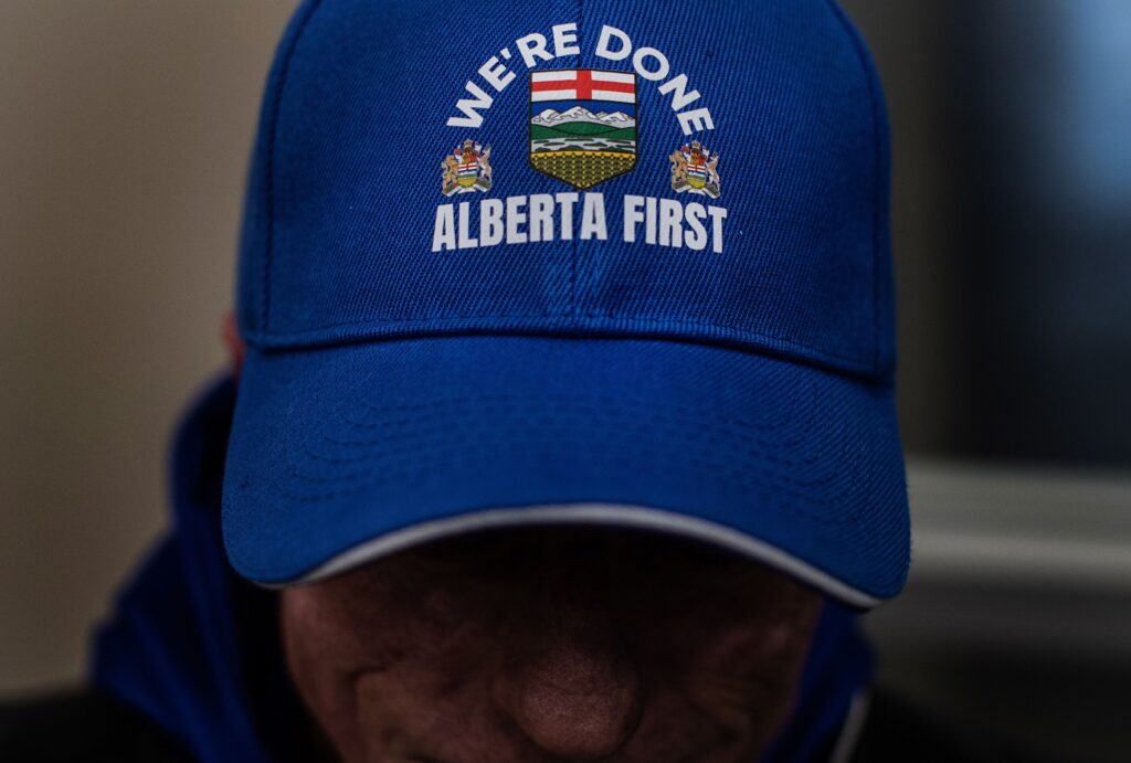 referendum-in-bogata-provincie-alberta,-unde-oamenii-vor-fi-intrebati-daca-mai-vor-sa-faca-parte-din-canada-–-hotnews.ro