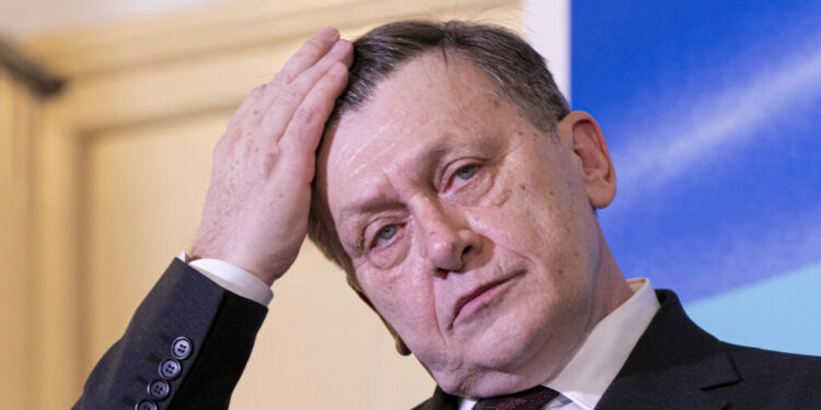antonescu:-este-posibil-sa-se-refaca-aceasta-coalitie.-nicusor-dan-si-psd,-consecventi