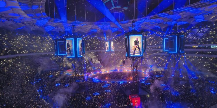 interviu-detaliul-mai-putin-vizibil-din-posterul-concertului-metallica-de-la-bucuresti:-e-un-avertisment-al-istoriei-–-hotnews.ro