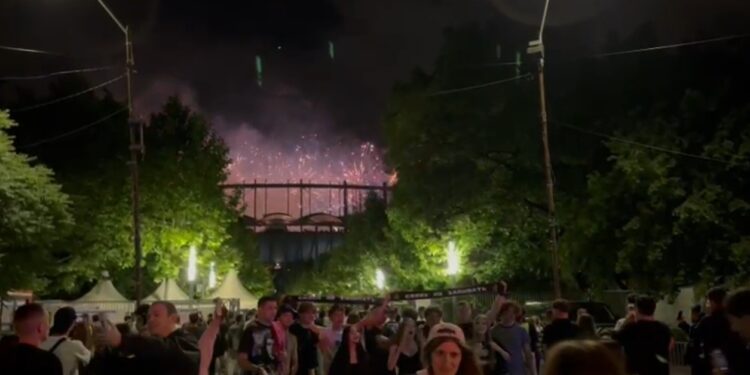 concertul-lui-max-korzh-s-a-incheiat-cu-un-urias-foc-de-artificii.-cum-a-decurs-evacuarea-arenei-nationale