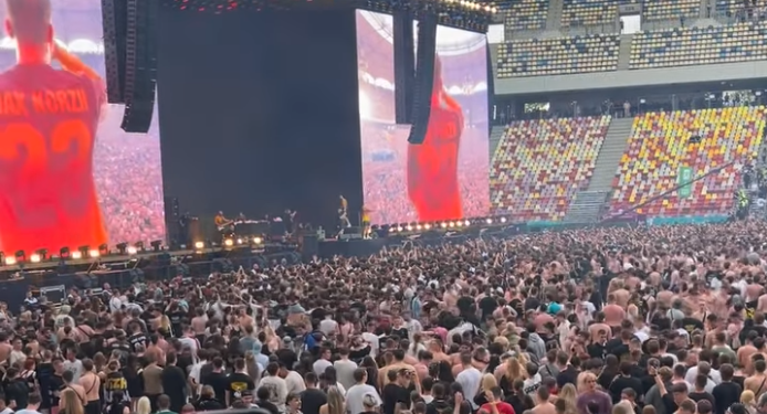 concert-max-korzh-la-bucuresti-pe-arena-nationala-s-a-strigat-bucuresti,-bucuresti-si-ucraina,-ucraina-–-hotnews.ro
