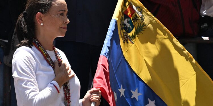 opozanta-venezueleana-maria-corina-machado-promite-ca-va-candida-din-nou-la-presedintie-cand-vrea-sa-se-intoarca-din-exil-–-hotnews.ro