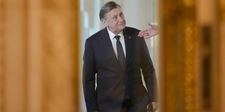 crin-antonescu:-aur-extremist?-si-eu-pot-sa-spun-partidul-extremist-usr
