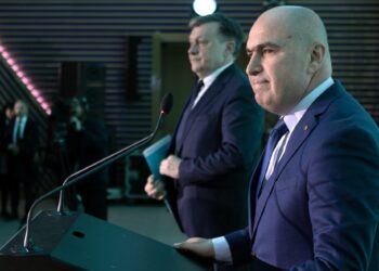 crin-antonescu-critica-politica-actuala-a-pnl:-aur-extremist?-si-eu-pot-sa-spun-partidul-extremist-usr/a-reduce-istoria-pnl-la-o-lupta-maniacala-asupra-psd-mi-se-pare-pagubos