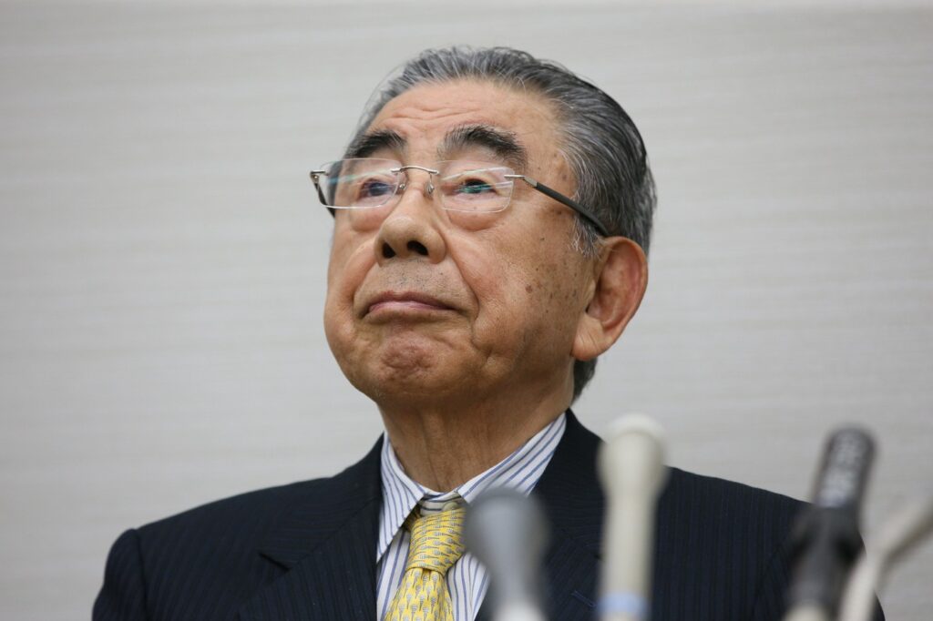 parintele-celui-mai-mare-lant-de-magazine-de-proximitate-din-lume-a-murit-toshifumi-suzuki-avea-93-de-ani-–-hotnews.ro