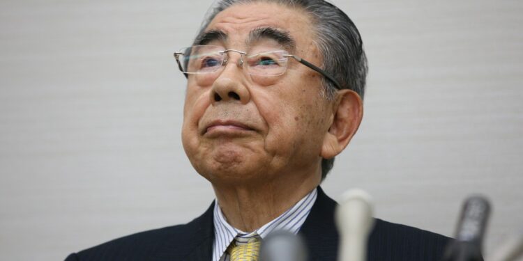 parintele-celui-mai-mare-lant-de-magazine-de-proximitate-din-lume-a-murit-toshifumi-suzuki-avea-93-de-ani-–-hotnews.ro