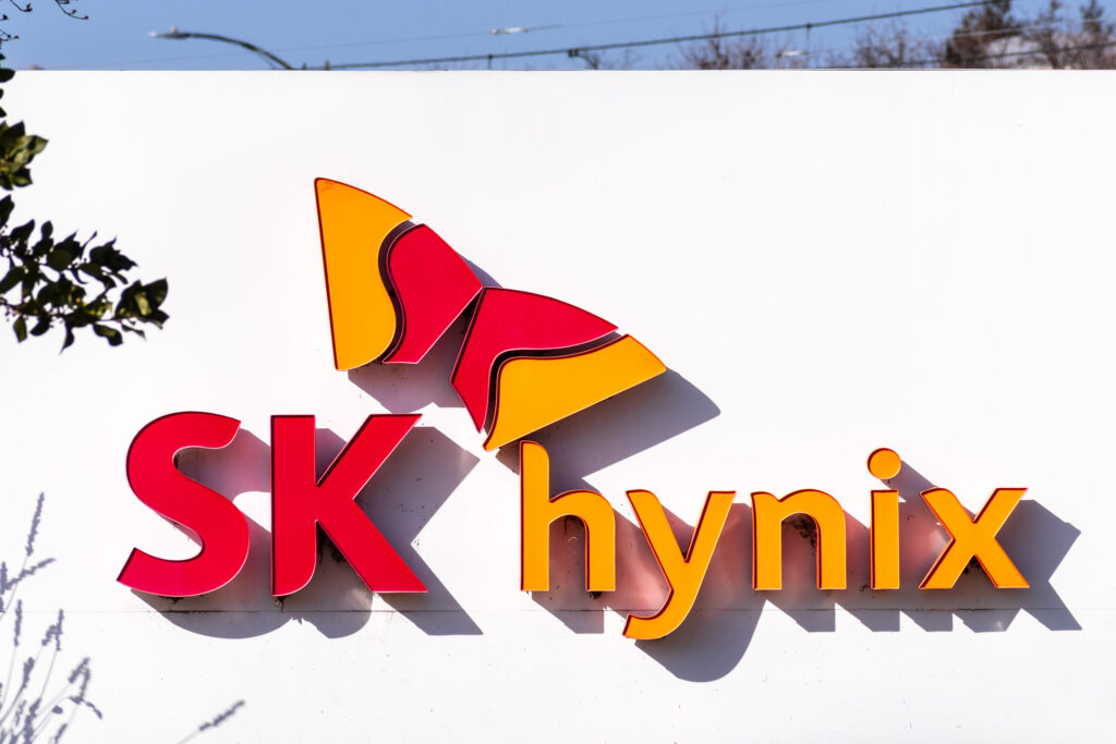 a-treia-companie-asiatica-ce-a-trecut-de-valoarea-de-1000-de-miliarde-de-dolari-/-ce-face-sk-hynix,-ale-carui-actiuni-au-crescut-cu-1000%-in-ultimul-an-–-hotnews.ro