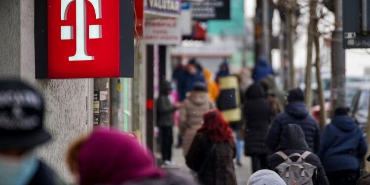 cand-vor-fuziona-vodafone-si-telekom-mobile-schimbarile-anuntate-pentru-clienti-–-hotnews.ro