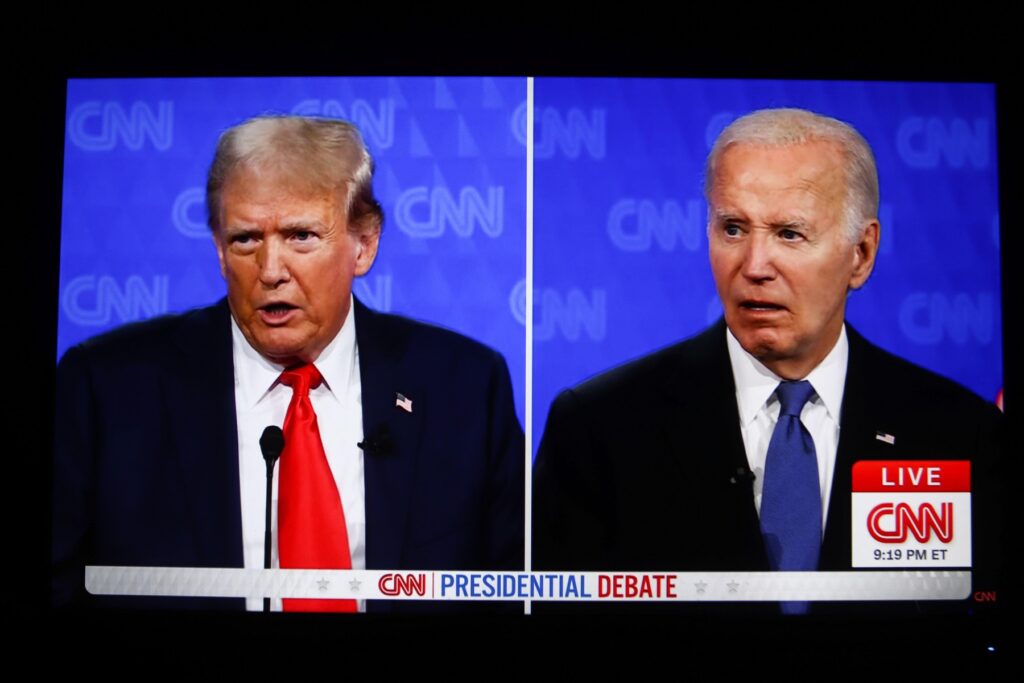 jill-biden-a-crezut-ca-joe-biden-a-facut-avc-in-timpul-dezbaterii-dezastruoase-cu-trump-–-hotnews.ro