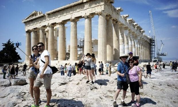 mesajul-unui-ministru-grec-pentru-romanii-care-vor-sa-mearga-in-vacanta-in-grecia:-exista-anumite-reguli