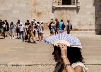 portugalia-inregistreaza-un-record-de-temperatura-pentru-o-zi-de-mai,-de-peste-40-de-grade-celsius-–-hotnews.ro