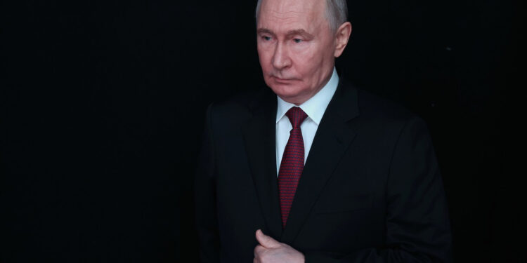 un-fost-ministru-de-externe-propune-un-raspuns-dur-dupa-drona-cazuta-peste-un-bloc-din-galati:-moscova-trebuie-sa-priceapa-ca-exista-consecinte-–-hotnews.ro