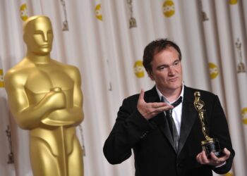 filmul-pe-care-quentin-tarantino-a-asteptat-22-de-ani-sa-il-prezinte-lumii-a-aparut-in-cinematografe-–-hotnews.ro