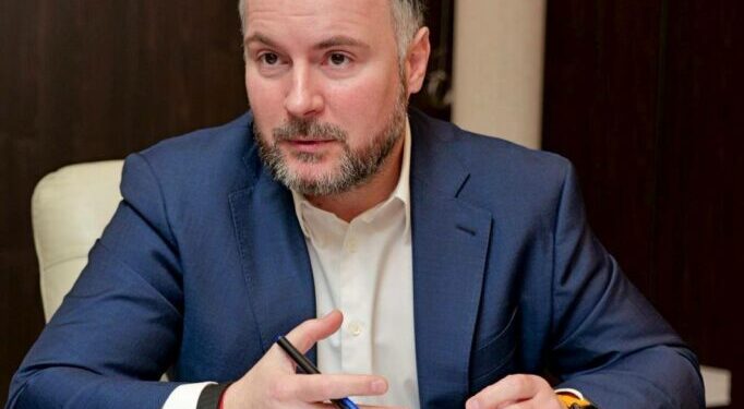rares-hopinca:-lenea-ma-enerveaza-cel-mai-tare-in-administratia-locala-(video)