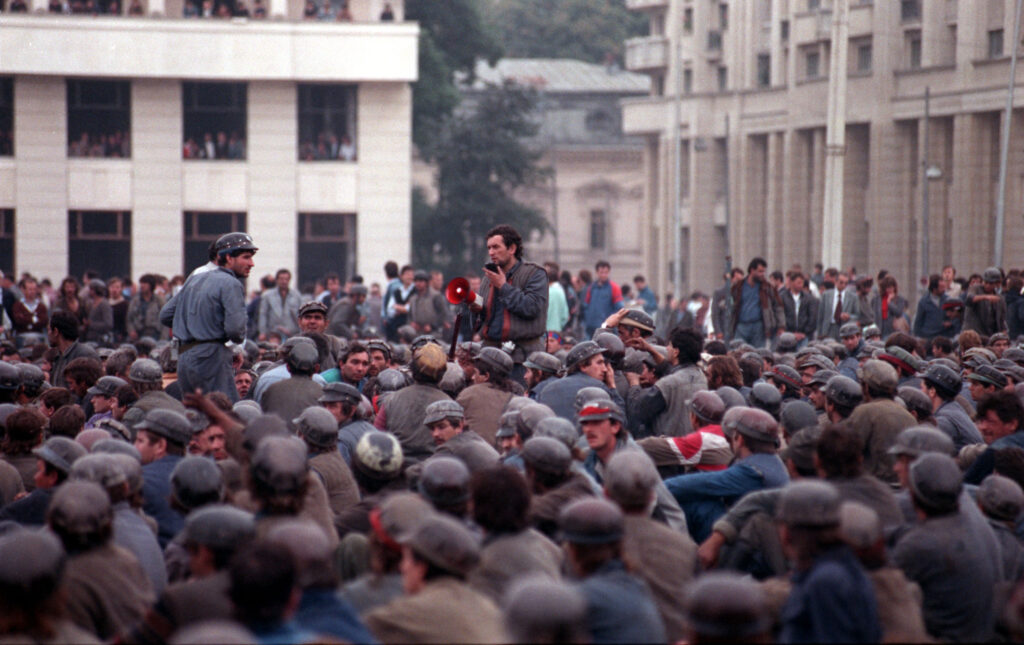 dosarul-mineriadei.-procurorul-dan-voinea:-cozma-nu-este-victima,-a-cochetat-cu-puterea,-asta-l-a-costat