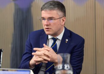 ministrul-economiei,-despre-politicieni:-sper-ca-majoritatea-ar-refuza-un-plic,-dar-nu-sunt-sigur-(video)