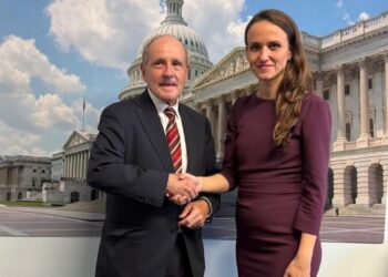 oana-toiu:-presedintele-comisiei-pentru-relatii-externe-din-senatul-sua-a-reafirmat-sprijinul-pentru-romania-si-nato